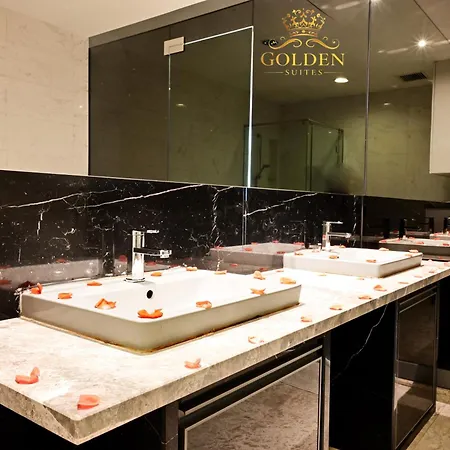 Golden Suites At Platinum Klcc Kuala Lumpur Bagian luar foto