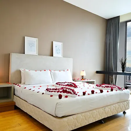 Golden Suites At Platinum Klcc Kuala Lumpur Bagian luar foto