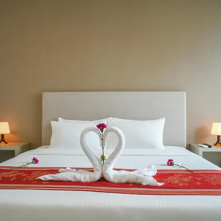 Golden Suites At Platinum Klcc Kuala Lumpur Bagian luar foto