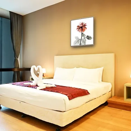 Golden Suites At Platinum Klcc Kuala Lumpur Bagian luar foto