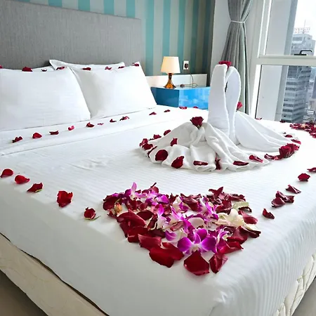 Golden Suites At Platinum Klcc Kuala Lumpur Bagian luar foto