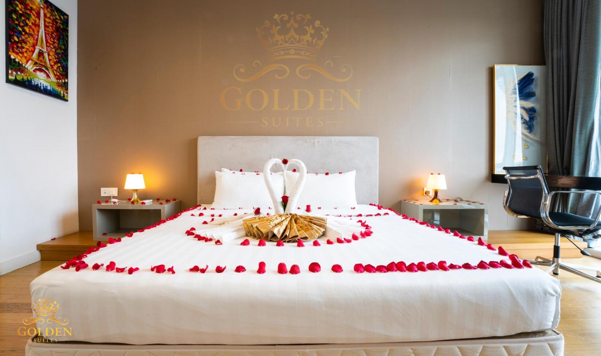 Golden At Platinum Klcc