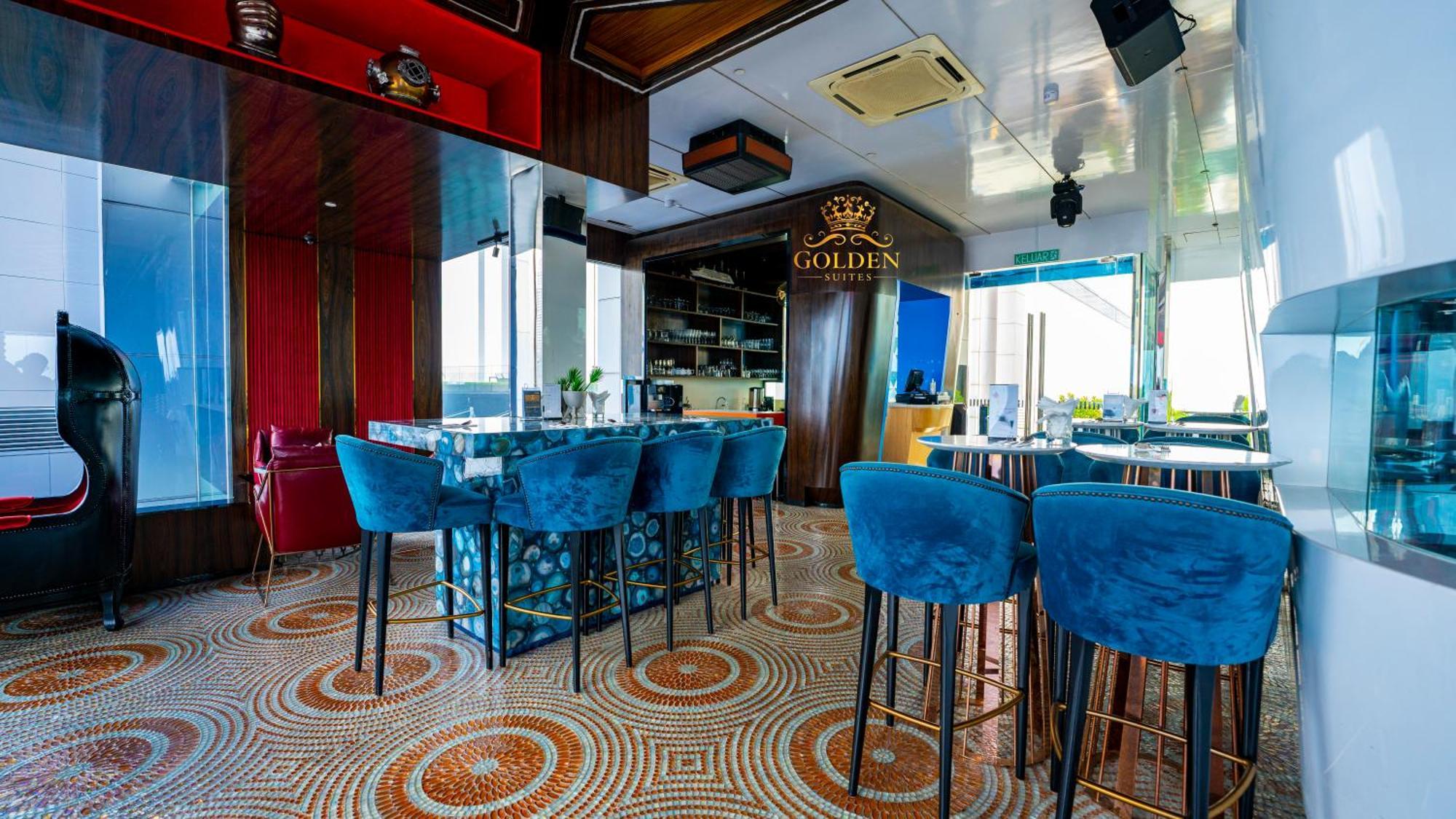 Golden At Platinum Klcc *